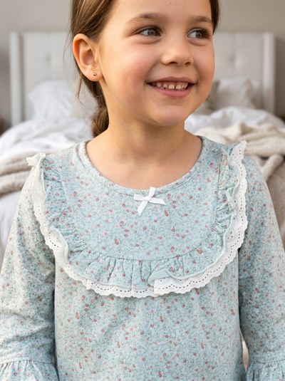 Kız Çocuk Fırfır Detaylı Çiçekli Pijama Takımı