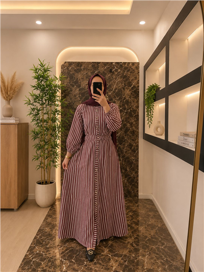 Gabardin Kumaş Beli Lastikli Önden Düğmeli-Kırmızı