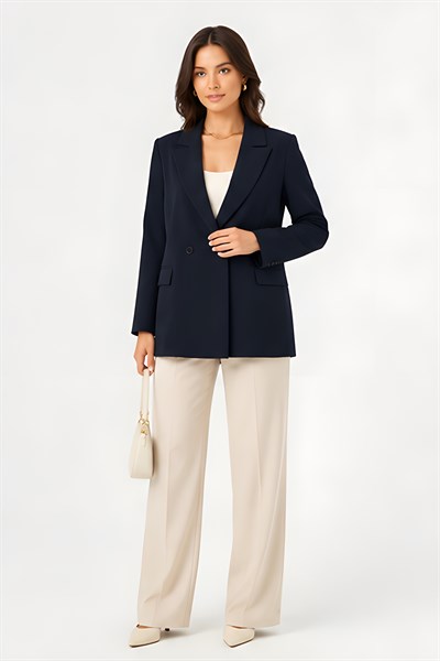 Lili Woman Kadın Kruvaze Lacivert Blazer Ceket – Çift Düğmeli, Cep Kapaklı P.3982L