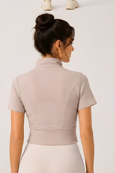 Lili Woman Kadın Fermuarlı Dik Yaka Crop Top Minimal Fit Koleksiyon K.4816