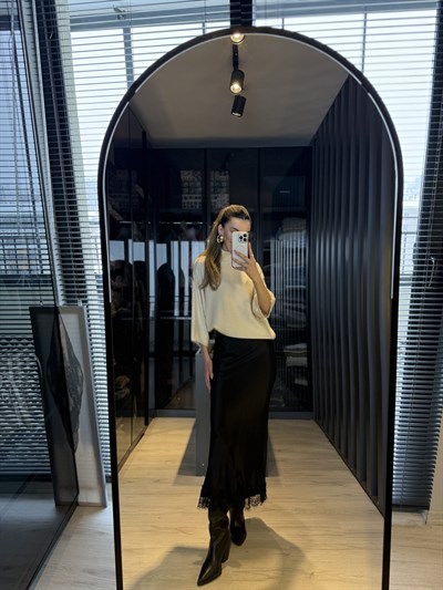 Dantel detay saten midi etek