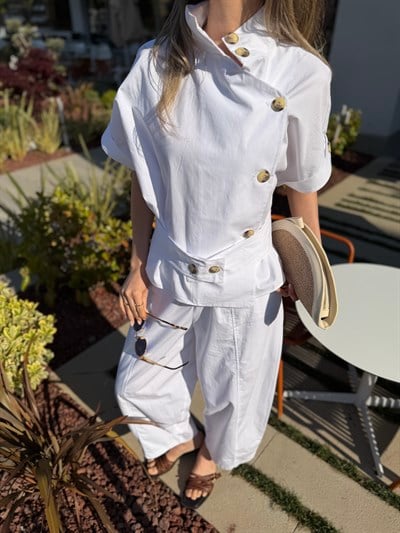 Beyaz Dik Yakalı Yelek Pantolon Takım