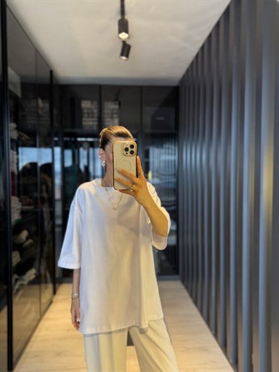 Beyaz Oversize Basic T-shirt