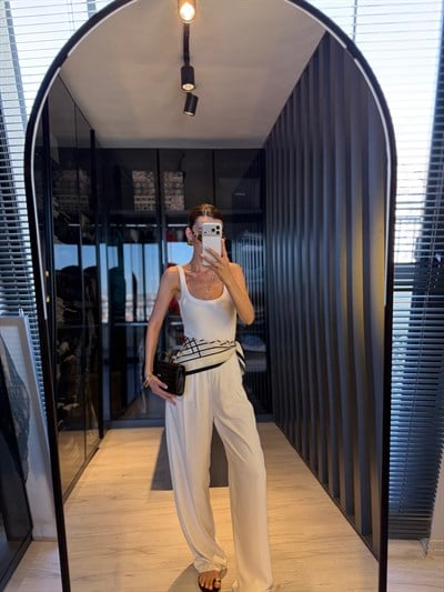 Beyaz Pileli Beli Lastikli Palazzo Pantolon