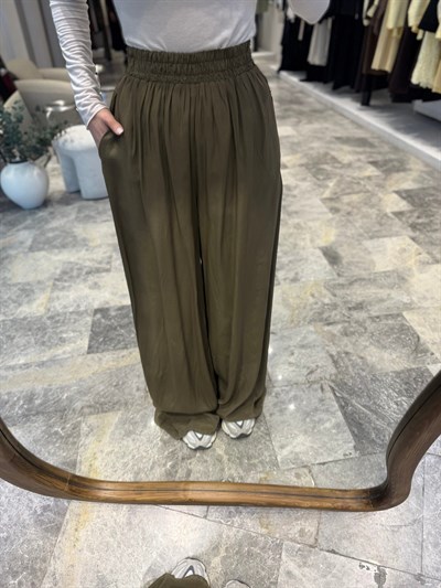 Haki Astarlı Lastikli Pantolon