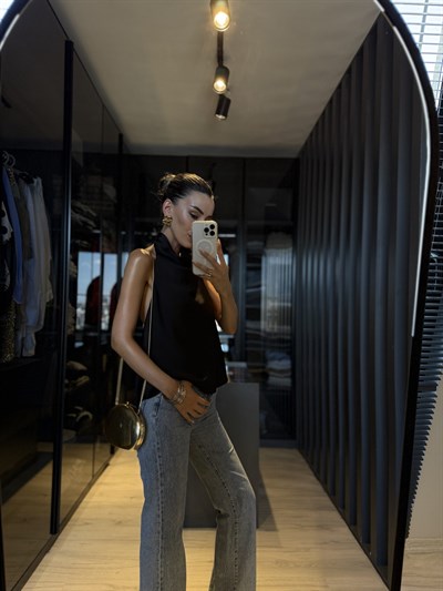 Halter yaka saten bluz