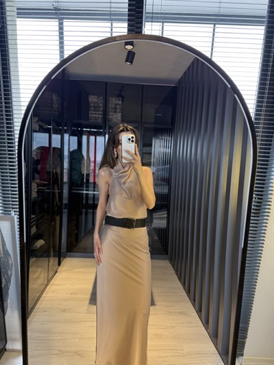 Halter yaka saten bluz