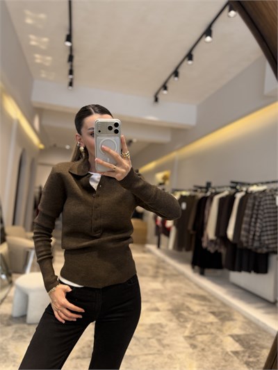 Kahve Polo Yaka Vatkalı Triko Kazak