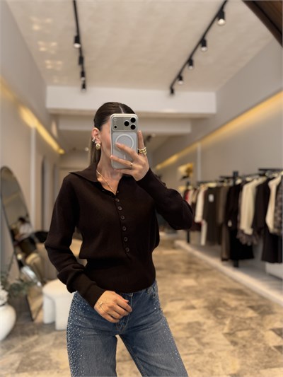 Kahve Polo Yaka Yünlü Düğmeli Hırka