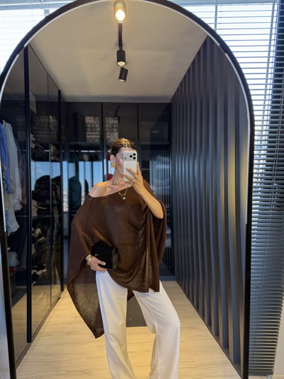 Kahverengi Pelerin Triko 