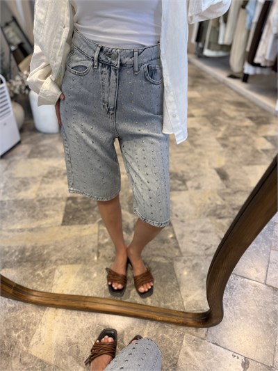 Zımba Detay Denim Bermuda Şort