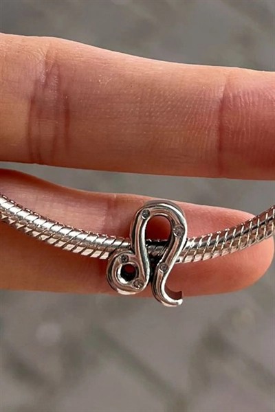 Burç Charm