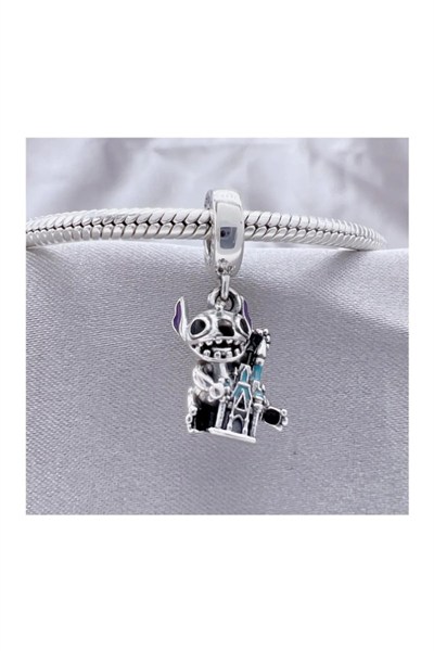 Stitch Ve Kalesi Sallantılı 925 Ayar Gümüş Charm