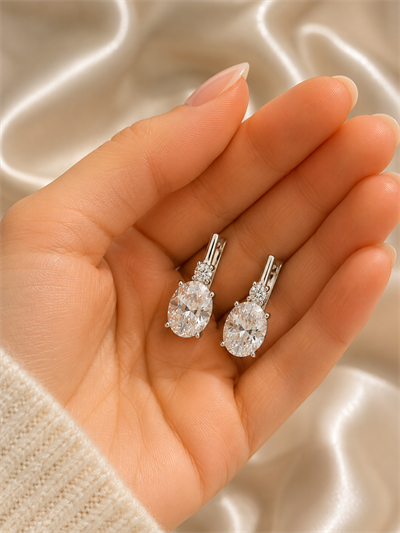 925 Ayar Gümüş Ice Cut Oval Zirkon Taşlı Küpe – Ekstra Parlak Işıltılı Lüks Tasarım, Hediyelik