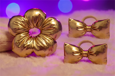 Puffy Shine: Metalik Dokulu Lüks Tasarım Toka Seti | Per Capelli® - Gold