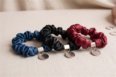 Satin Skinny 3'lü Metal Charm Detaylı Saten Toka Seti | Per Capelli®  Petrol-Siyah-Bordo
