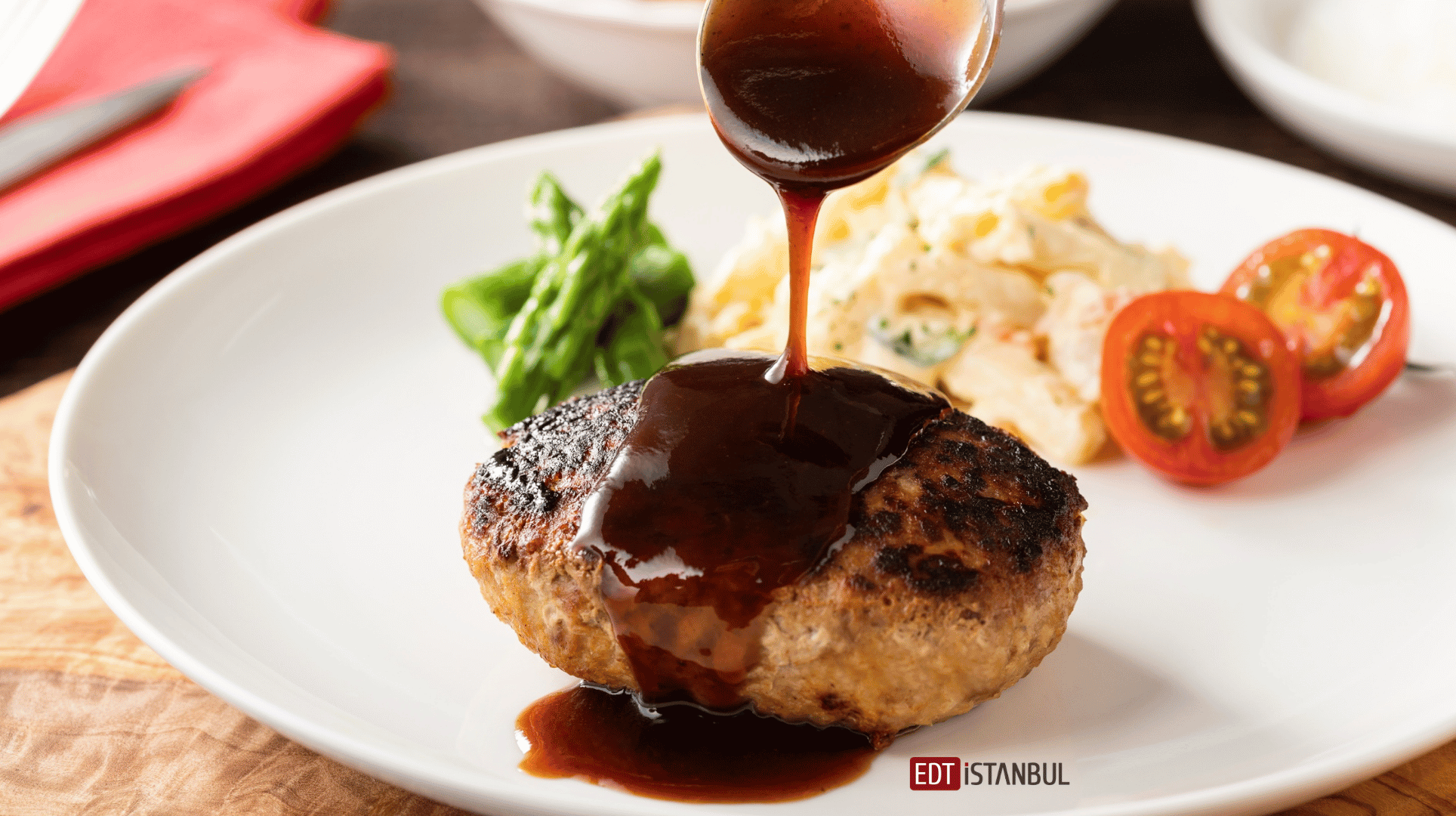 Demi Glace Sos Fine Dining ve Profesyonel Mutfaklarda Kullanım Rehberi