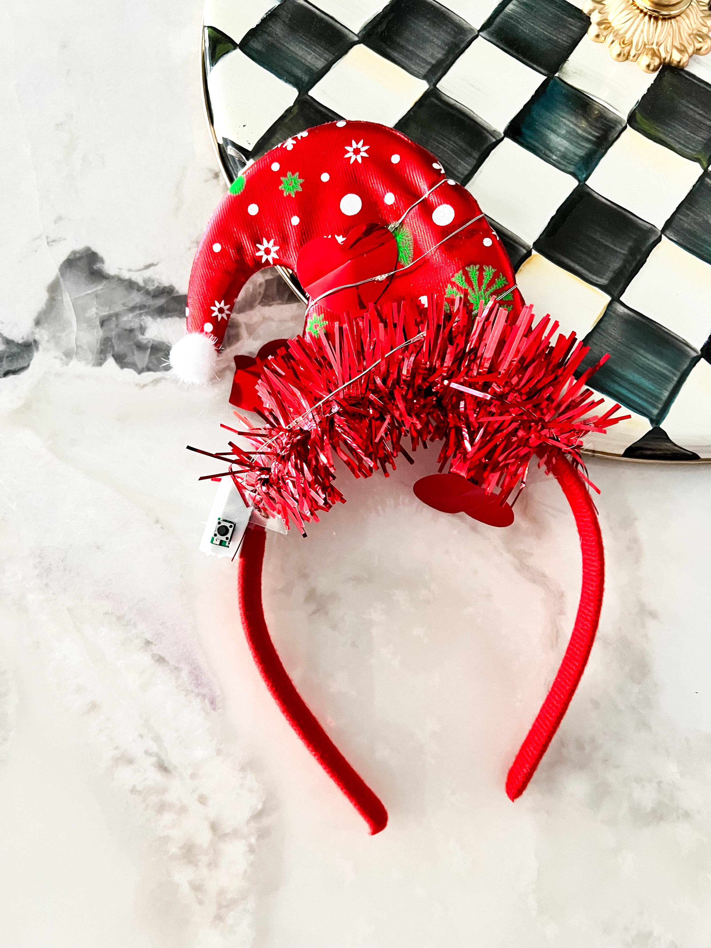 Işıklı Parlak Kırmızı Şapkalı Yaprak Detaylı Kırmızı Kız Çocuk Taç