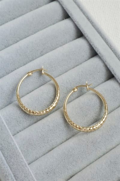 Kadın Küpe Kararmaz 14k Renk Vip Seri Hafif Dokulu 3cm Halka Küpe