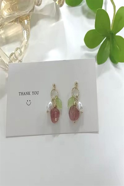 Kadın Küpe Özel Seri İthal Çilek Kristal Minimal Yaprak İnci  Küpe