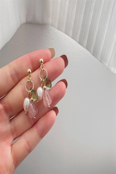 Kadın Küpe Özel Seri İthal Çilek Kristal Minimal Yaprak İnci  Küpe