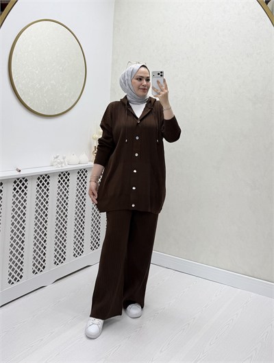 Oub Düğmeli Fitilli Triko Takım Kahve