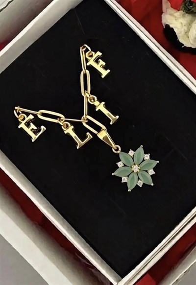 4 harfli İsimli unutma beni çiçeği kolye