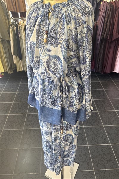 Etro Desen İpeksi Tuşeli Takım MAVİ