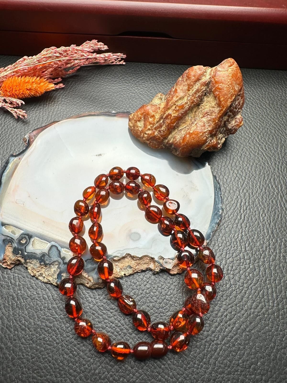 Damla Kehribar Kolye