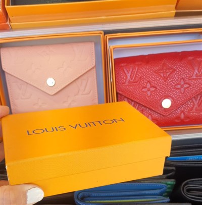 Louis Vuitton Deri Cüzdan
