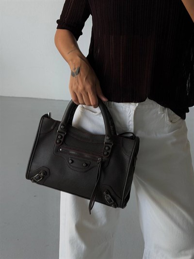 Naturel Balenciaga model İthal  paslanmaz çelik aksesuarlı deri çanta  modeli 