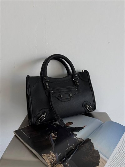 Naturel Balenciaga model İthal  paslanmaz çelik aksesuarlı deri çanta  modeli 