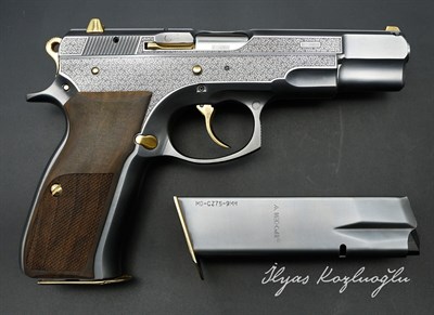CZ 75 B - Eng Scroll Gravür - Açık Füme Titanyum Kaplama - Parlak Sarı Titanyum Parçalar