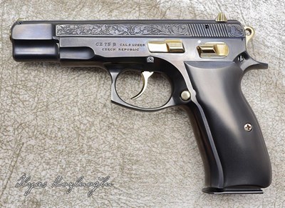 CZ 75B Füme Titanyum - Yanaklar Çiçek Gravür Desen