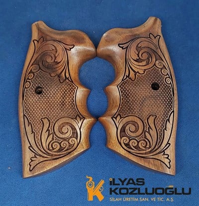 Colt Python Tam Yüzey Desen İşlemeli Ceviz Kabza