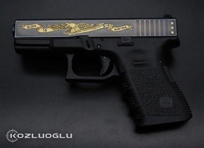 Glock 19 English Scroll - Kartal - Fotoğraf Gravür