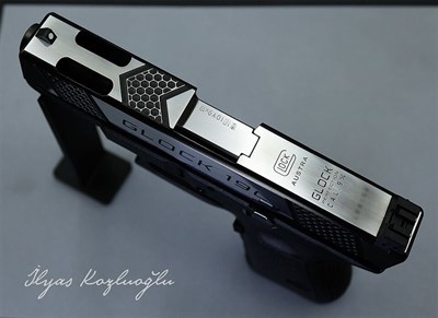 Glock 19C Petek Desen Kertik & Parlak Krom Kaplama