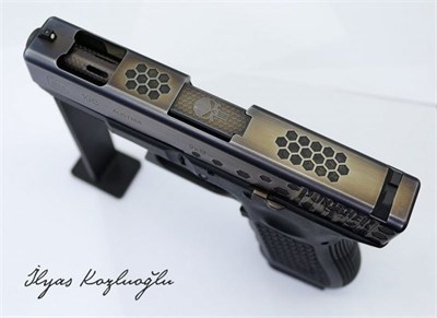 Glock 19C The Punisher