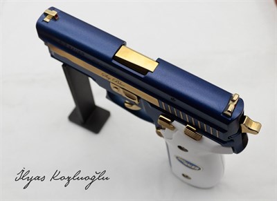 Sig Sauer P226 - Sig Blue