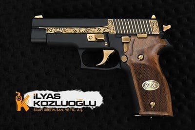 Sig Sauer P226 - Yanaklar Sarı Titanyum Gravür - Mat Siyah Krom Kaplama