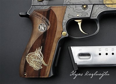 Smith & Wesson 5906 Büyük Turan Devleti