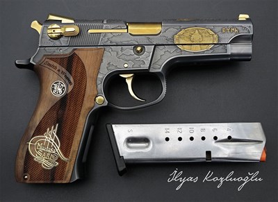 Smith & Wesson 5906 Büyük Turan Devleti