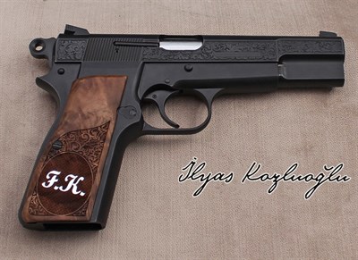 Tisaş ZIG 14 - Koyu Füme Titanyum Kaplama - Yanaklar Gravür Desen