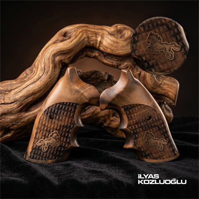 Colt Python Koyu Ceviz Kabza Yarım Yüzey Desenli At Logolu