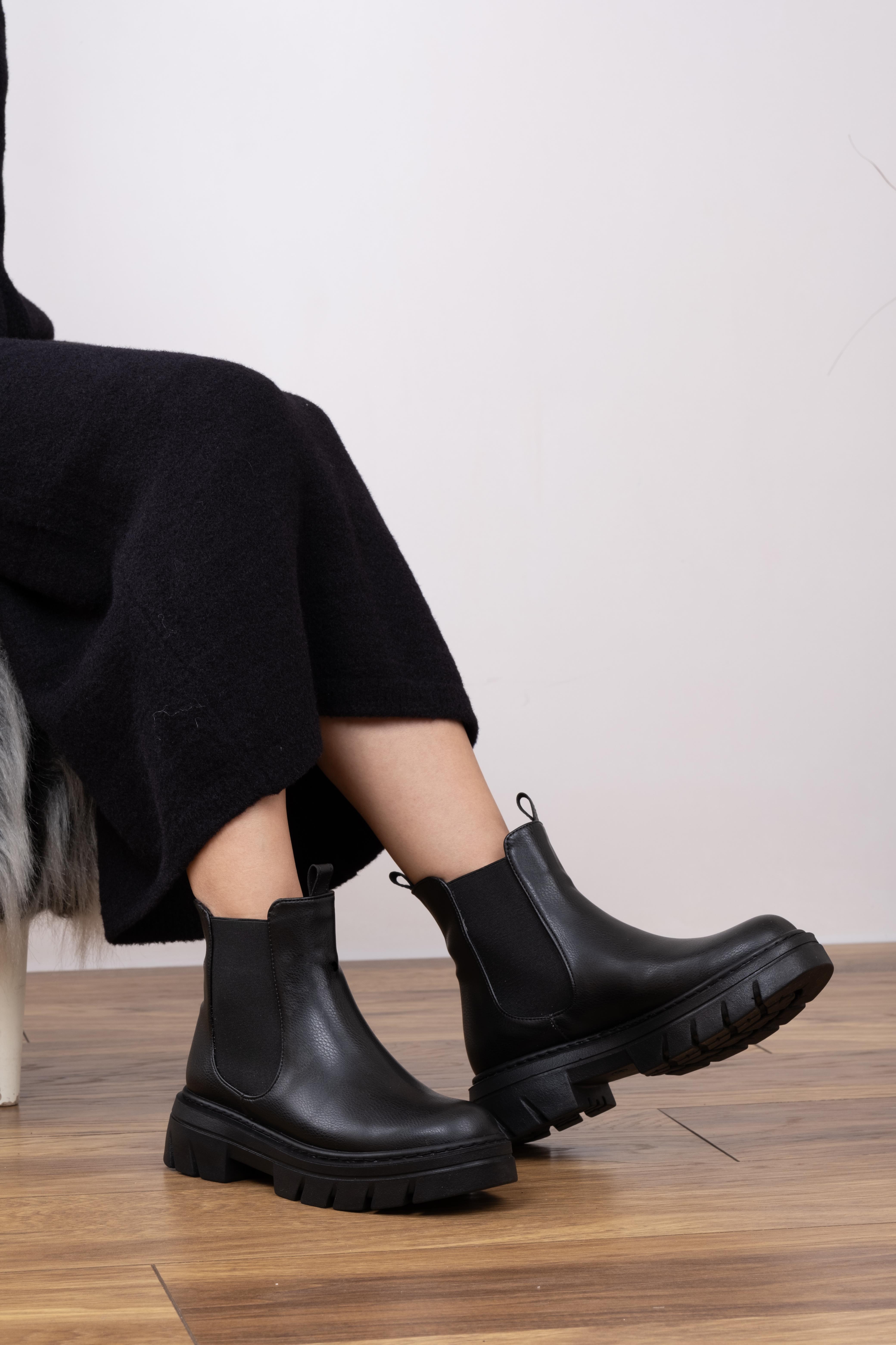 Balen Model Lastik Detaylı Bot Siyah