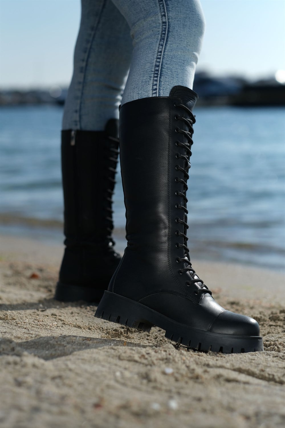 Celso Model Gerçek Deri Bağcıklı Uzun Çizme Siyah