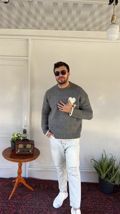 2512 Kalp Desenli Yün Kazak