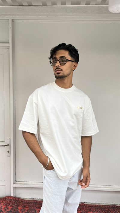 Beyaz Vaha Oversize Tişört