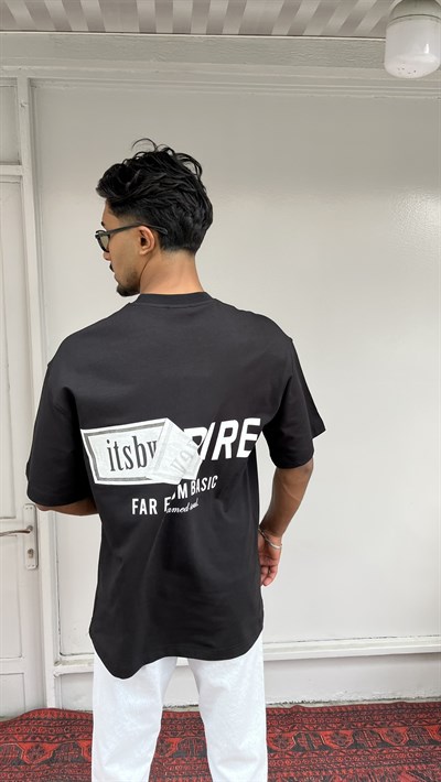 Far From Basic Oversize Siyah T-Shirt