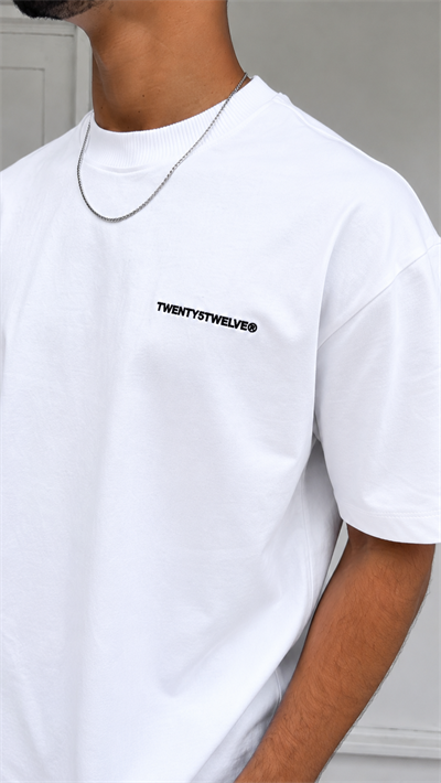 Essential Oversize Beyaz T-Shirt